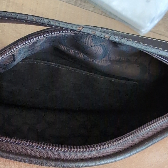 Coach Brown Leather Shoulder Bag - Picture 4 of 5
